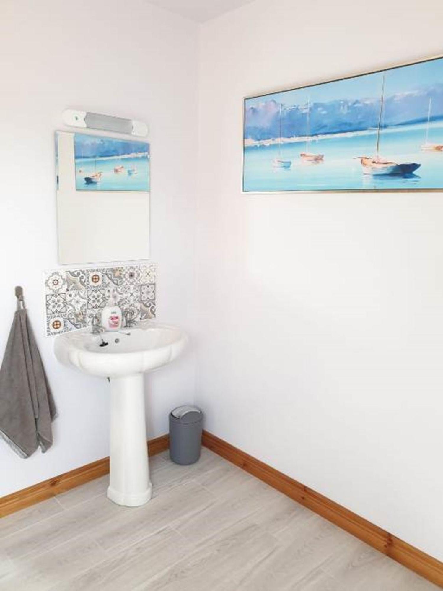 Ballinaboy Hillside Houseヴィラ エクステリア 写真